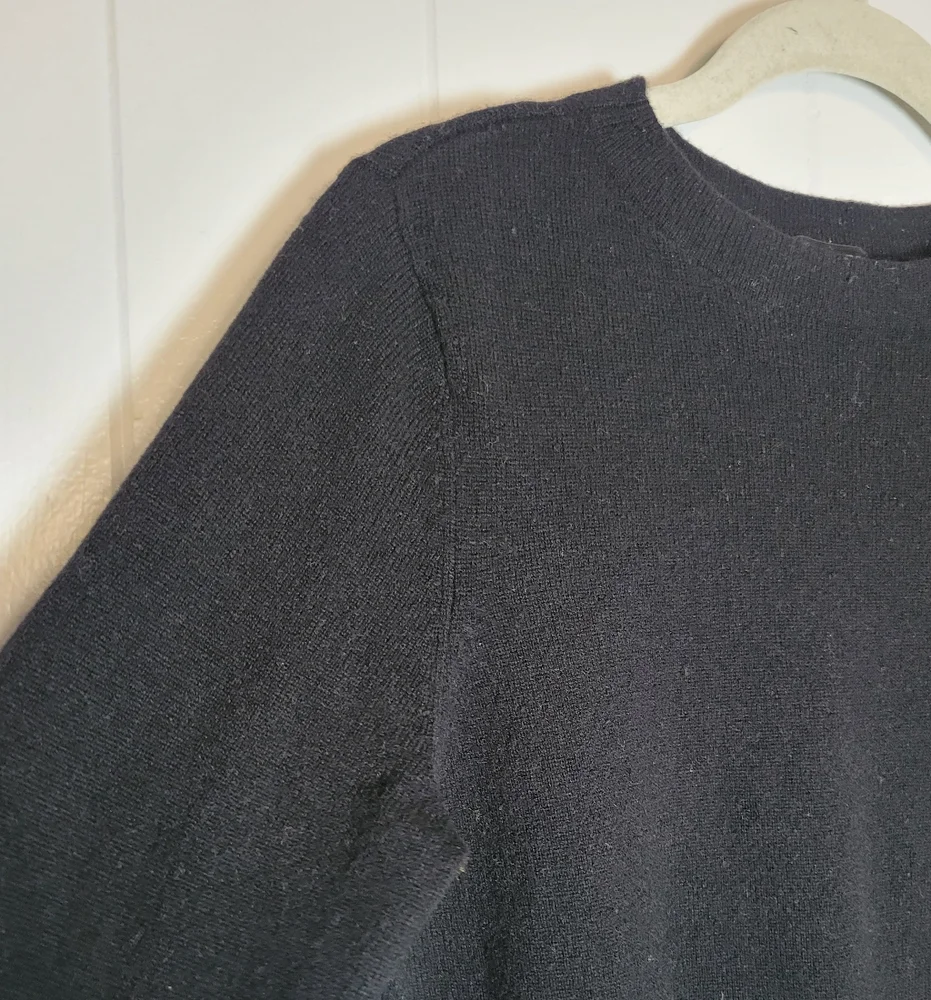 Talbots Pure 100% Cashmere Black Pullover Crewneck Sweater Long Sleeve MD